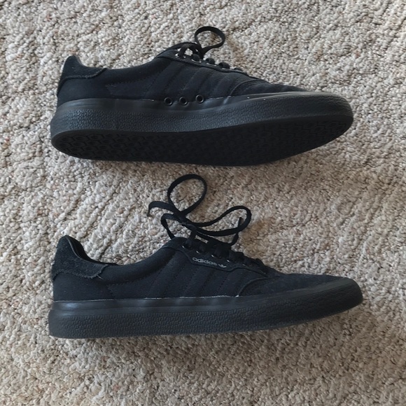 ADIDAS 3MC VULC SHOES - Picture 4 of 5